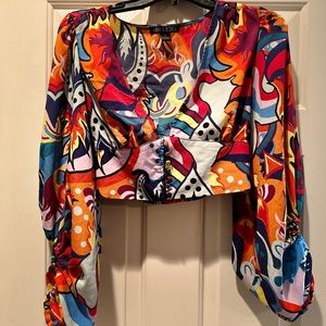 Love X Design crop top with plunge neckline in geometric print Size S